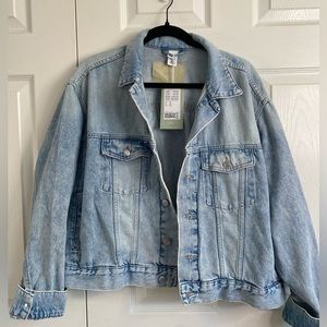 H&M light wash denim jacket